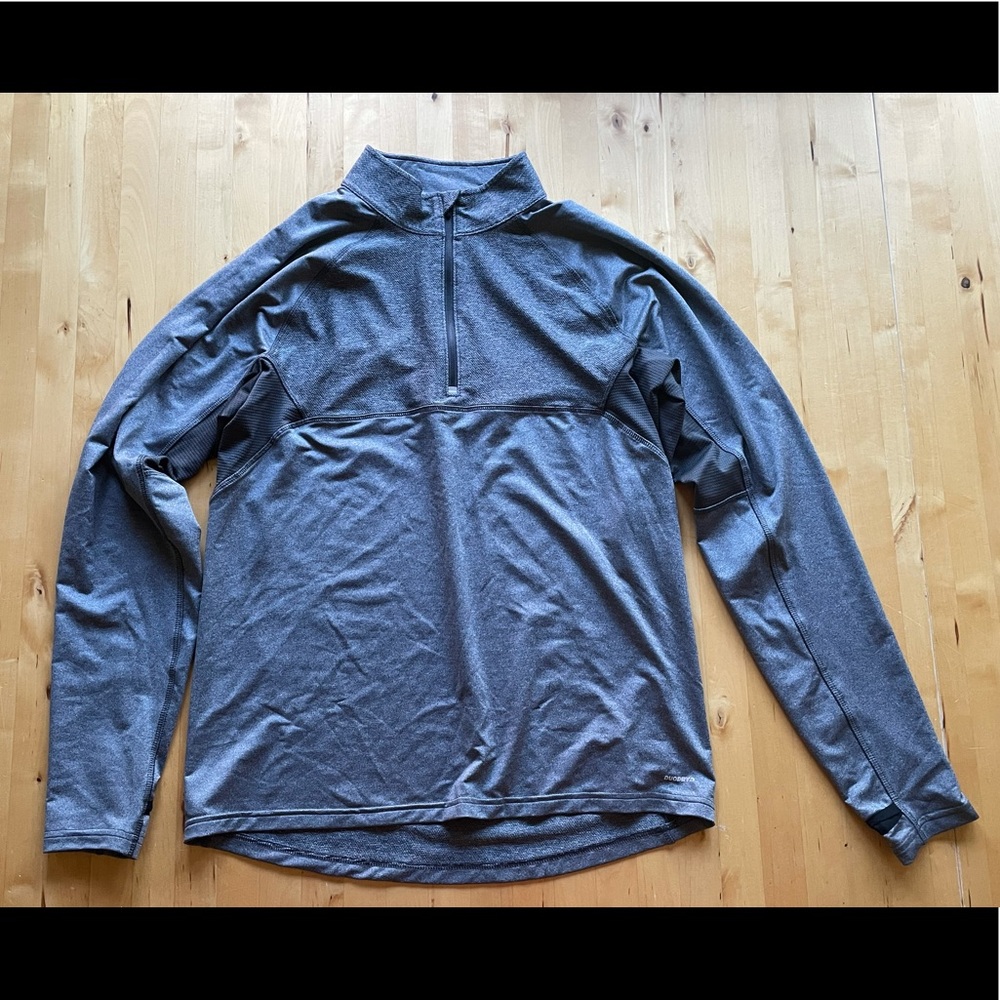 Men’s Champion Duodry top